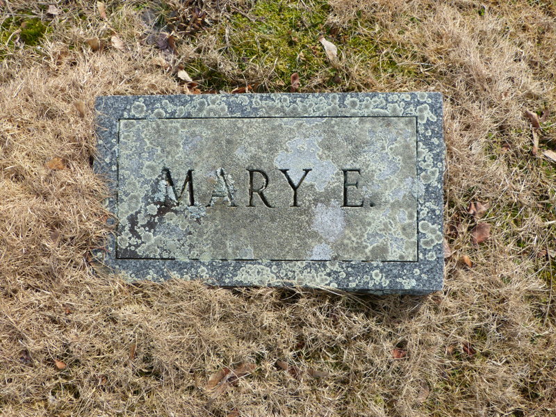 Mary Elizabeth Nottingham monument